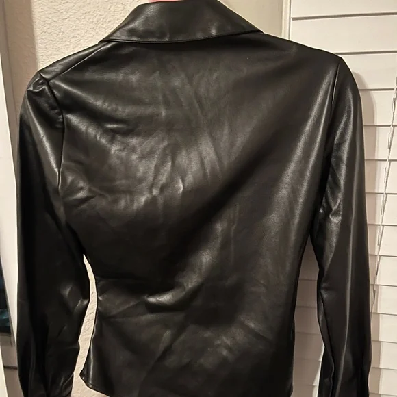 zara fitted leather top/jacket - Picture 2 of 3